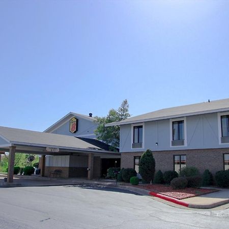 במוטל Super 8 By Wyndham Harrison Ar מראה חיצוני תמונה